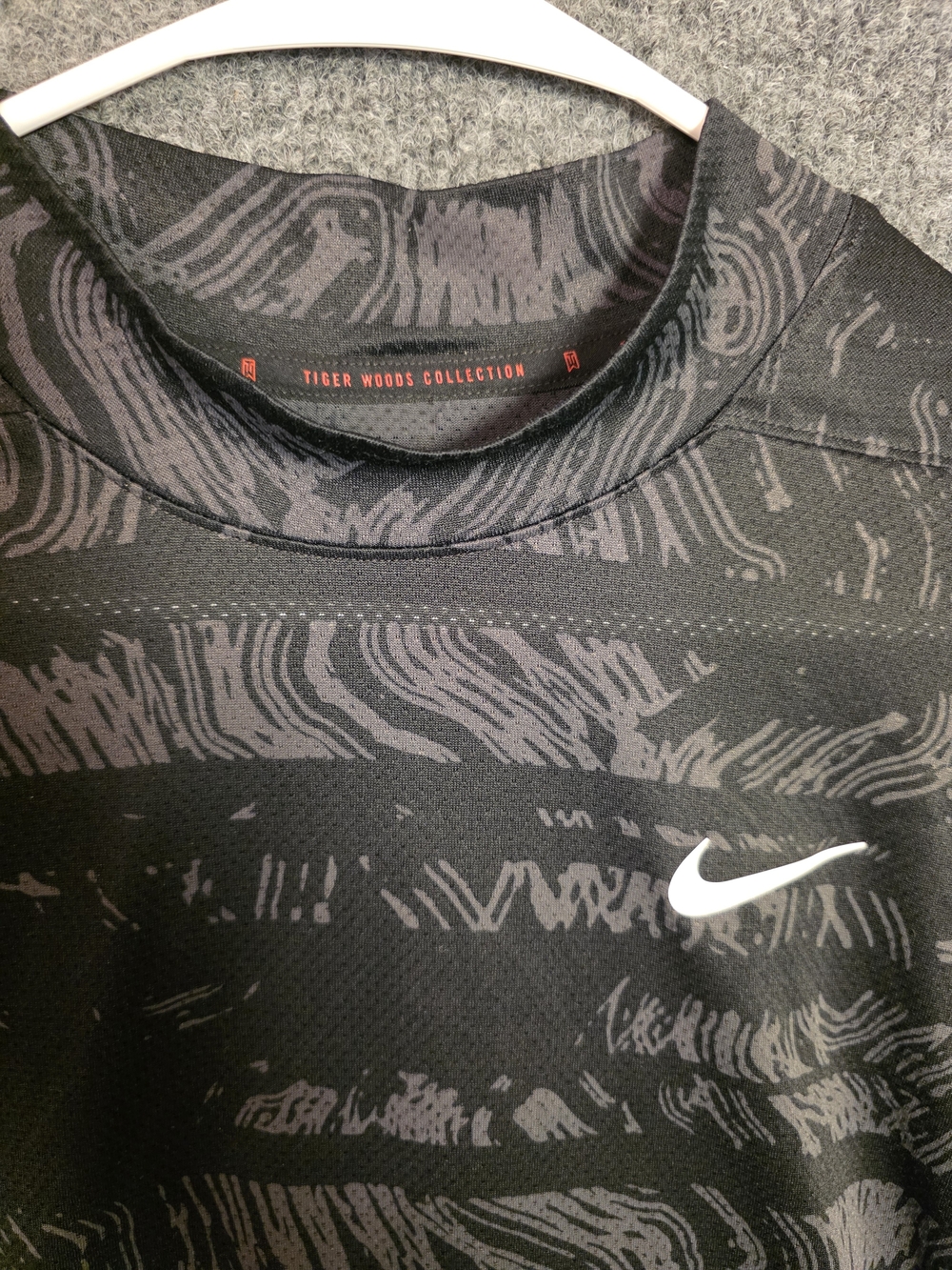 Nike Tiger Woods Dri-FIT ADV Mock Neck Golf Shirt Mens Medium Black Top